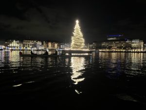 Weihnachtstanne Alster Hamburg