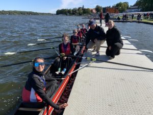 Mädchen U19 Gig-4x+: Die Siegerinnen vom Friedrichsgymnasium